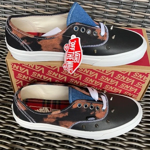 Vans Authentic Tartan Daze Multiaciddye WMNS